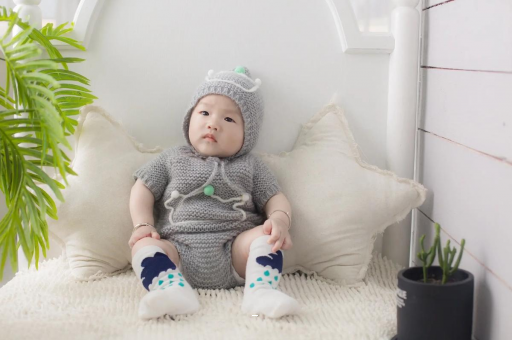 供卵助孕联系方式宝宝眼窝发青